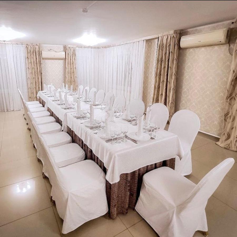 Park Hotel Уральск Экстерьер фото
