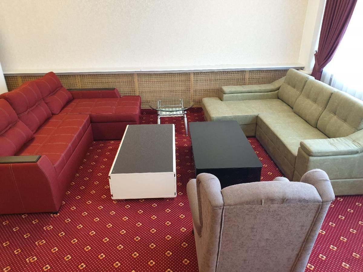 Park Hotel Уральск Экстерьер фото